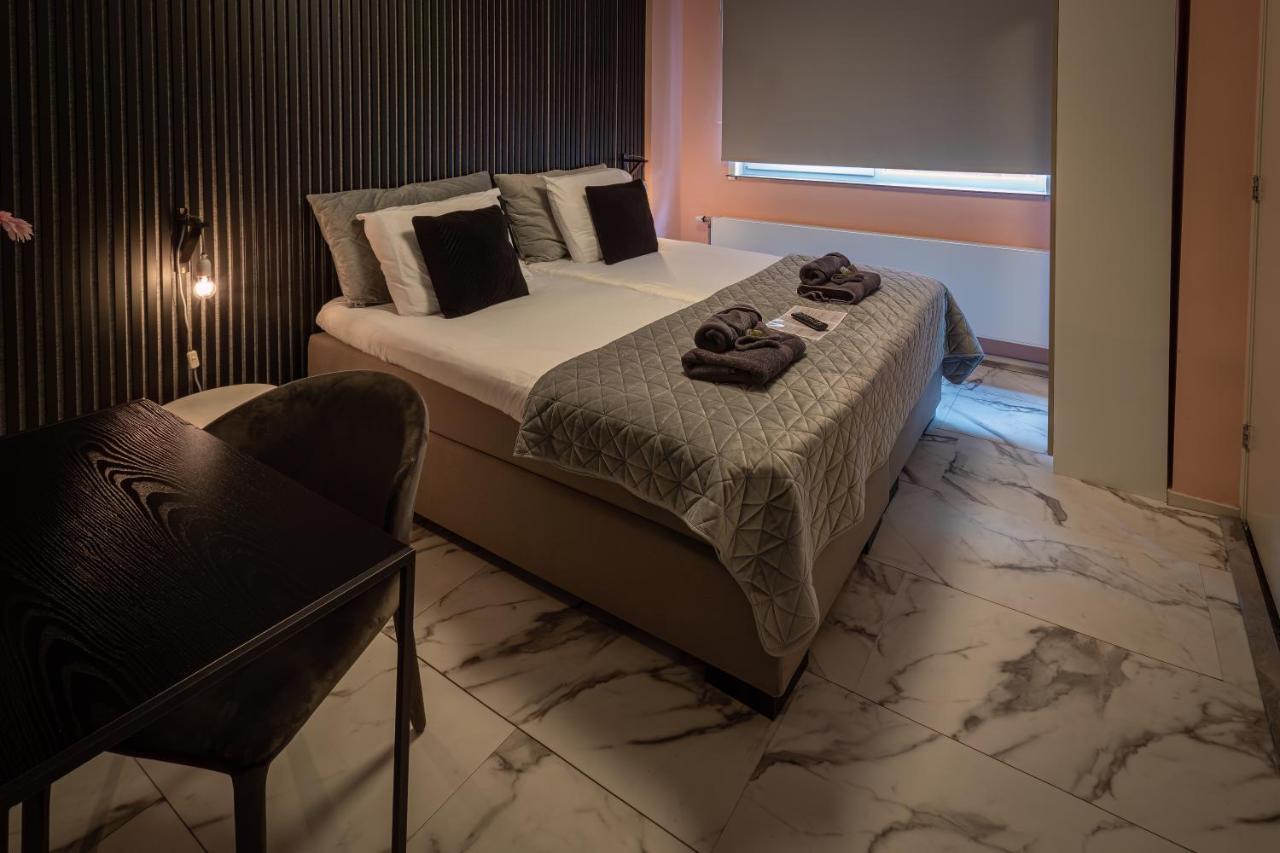 Bed And Breakfast Groningen - Peizerweg المظهر الخارجي الصورة